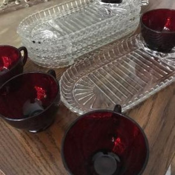 Other - VINTAGE HOSPITALITY SNACK SET - 10 PCS. EXC. COND.